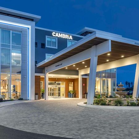 Cambria Hotel Рехобът Бийч Екстериор снимка