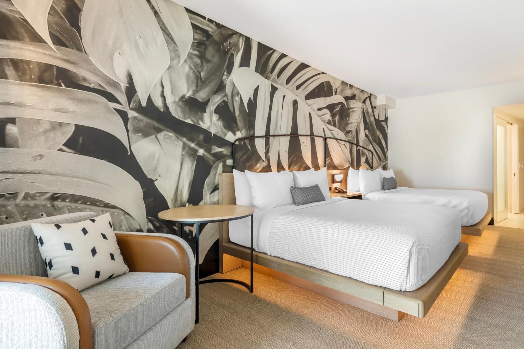 Cambria Hotel Рехобът Бийч Екстериор снимка