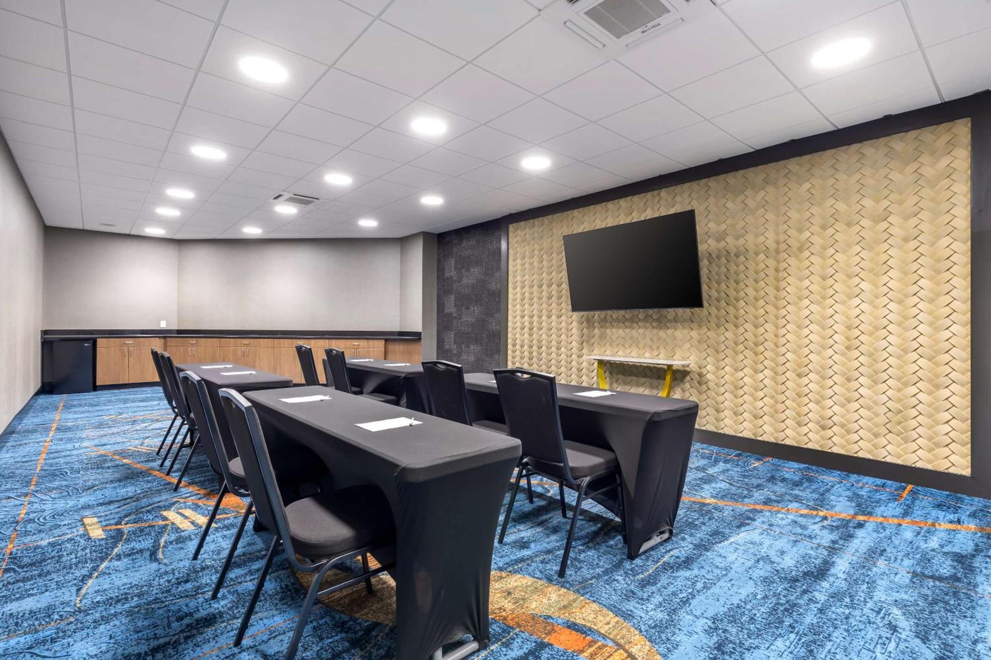 Cambria Hotel Рехобът Бийч Екстериор снимка