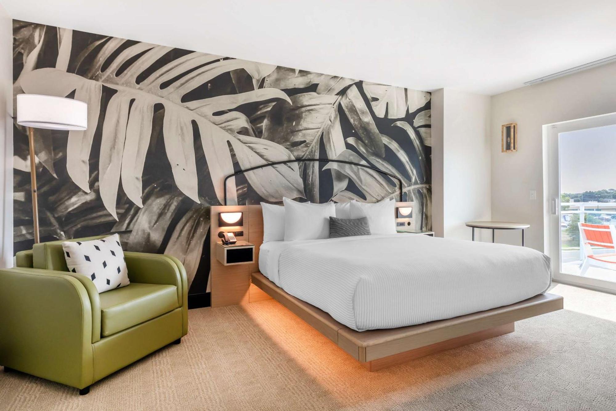 Cambria Hotel Рехобът Бийч Екстериор снимка
