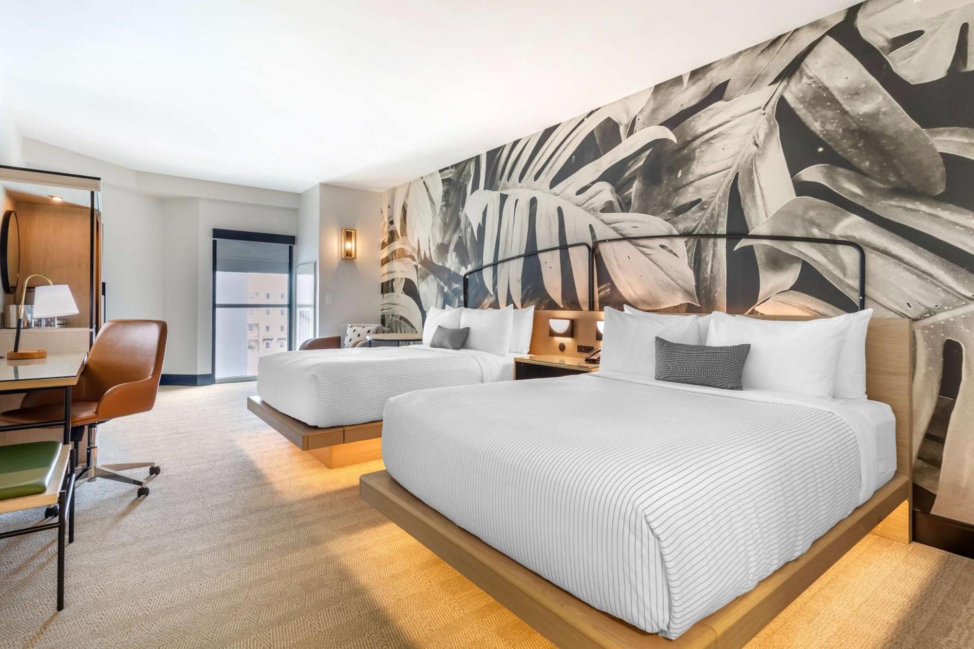 Cambria Hotel Рехобът Бийч Екстериор снимка